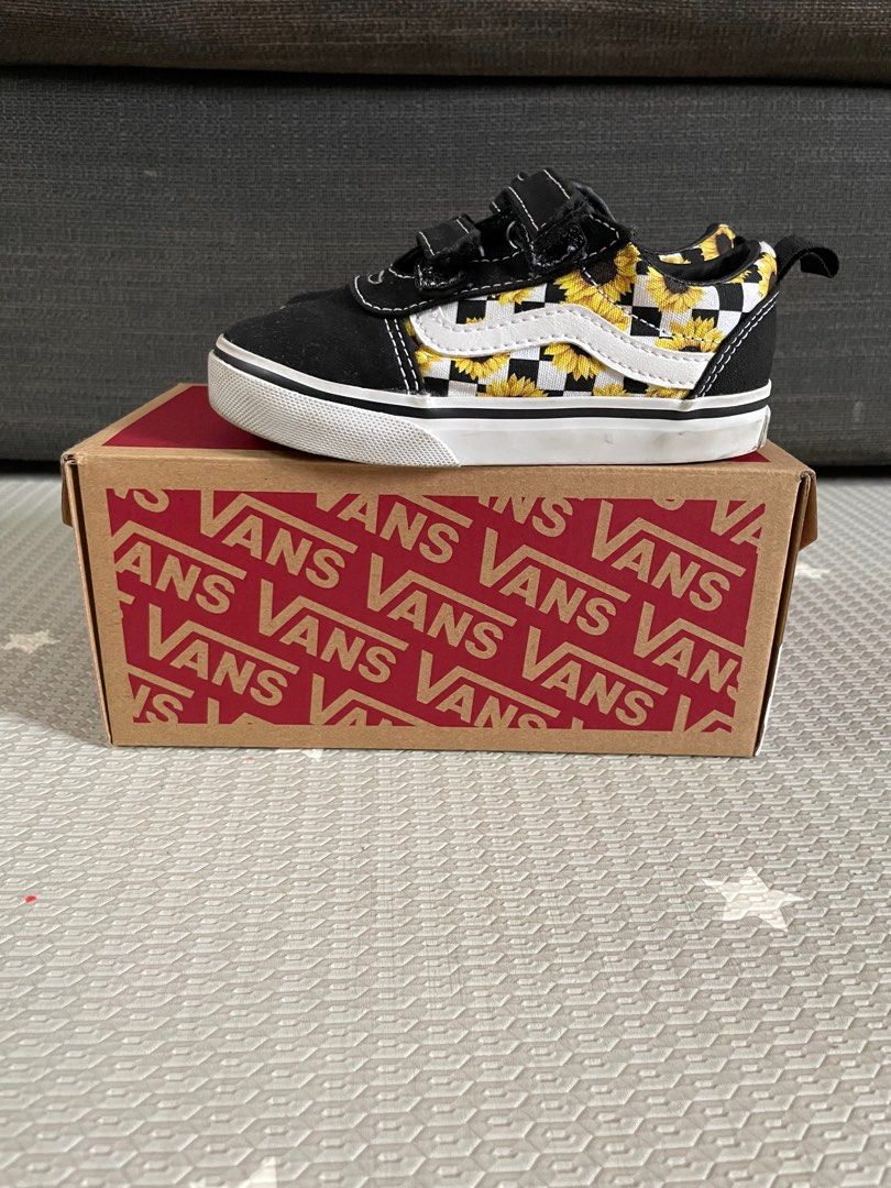Sunflower discount checkered vans