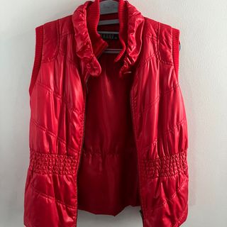 Red vest hot sale near me