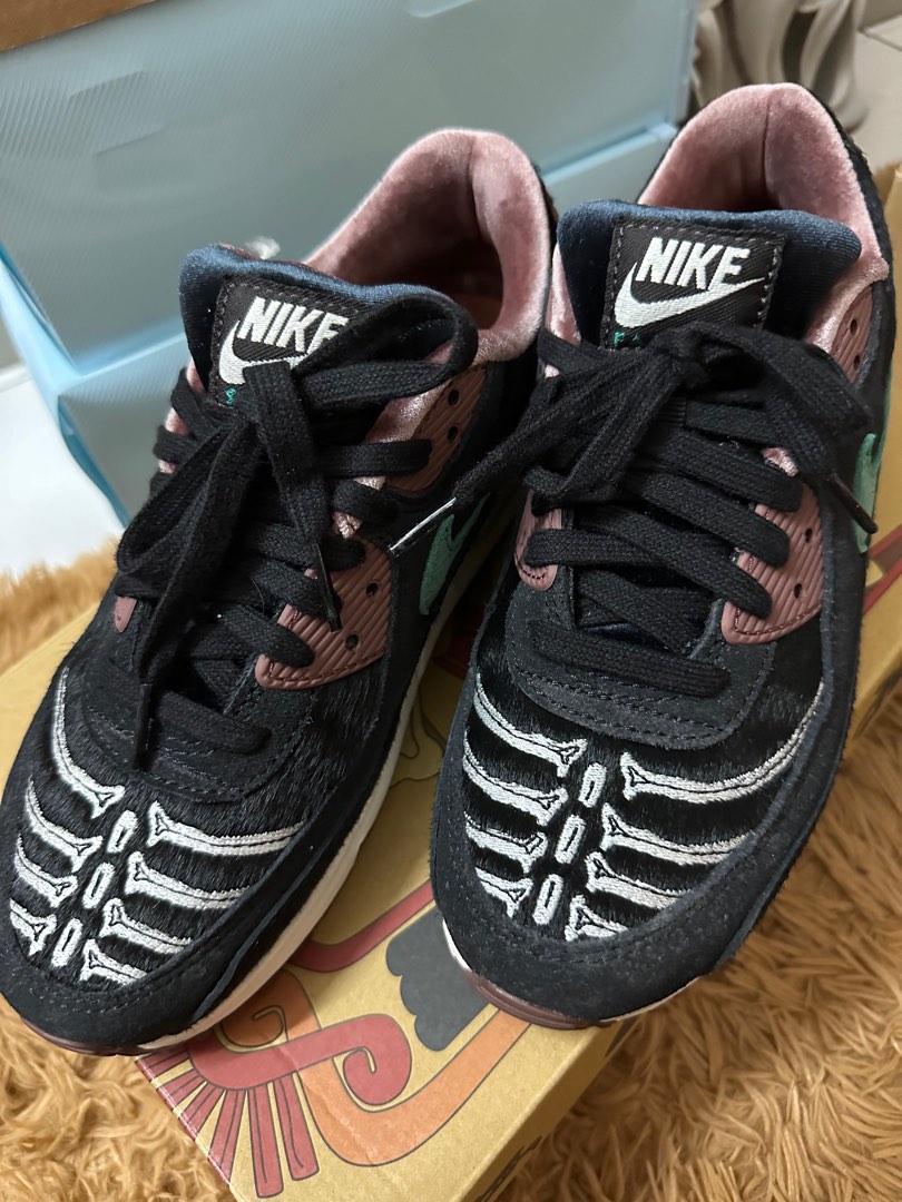 Nike air max 90 rose gold womens sales