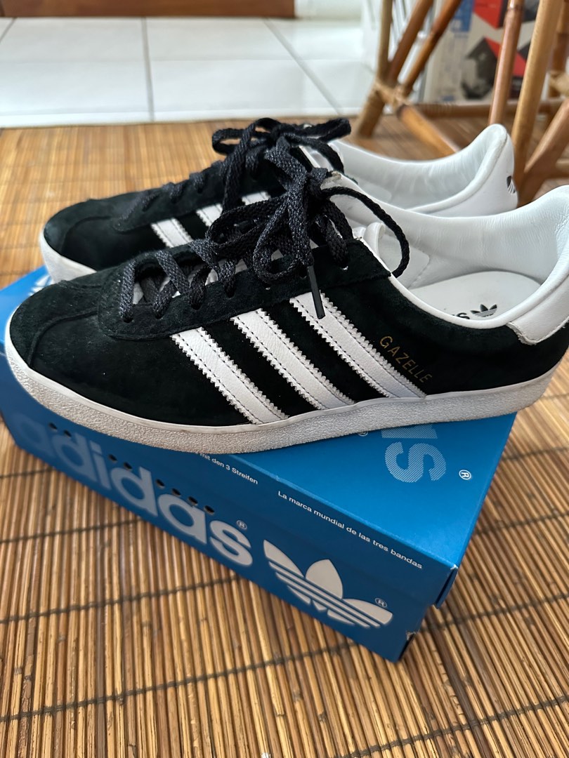 WTS Adidas Gazelle 85 Originals Size 6 UK 39 Fesyen Pria Sepatu Sneakers di Carousell