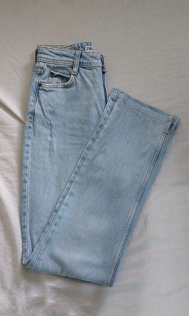 Zara High Waisted Jeans Straight (Category: Jeans) located in Pasay City. Submitted by hoomanunavailable (Listing ID 1281022133, Image 1). Description: RFS: Decluterring Negotiable. Authentic Zara Jeans Thick Sturdy Jeans When worn photo is included in the last slide, will not provide more..