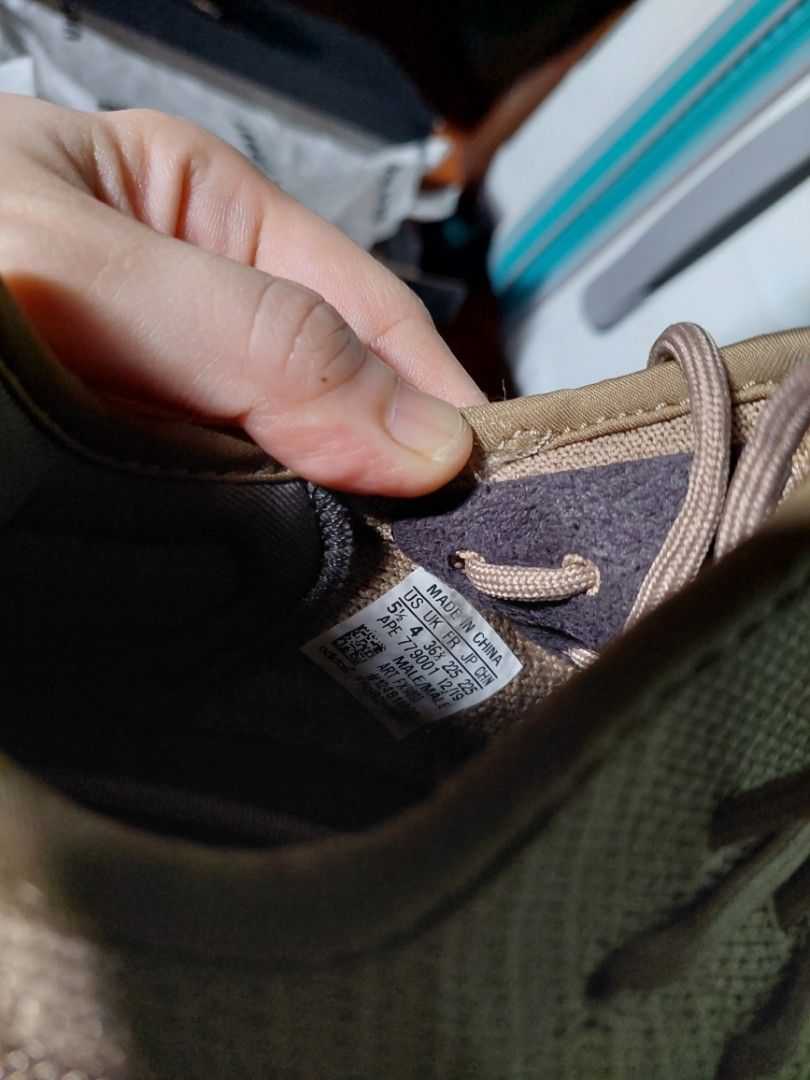 Yeezy Earth women (Category: Sneakers) located in Paranaque City. Submitted by erick_e (Listing ID 1164047296, Image 3). Description: 1 pair Yeezy Earth almost new for women Reason Excess shoes can be a freebie for 1k peso purchase without box Not authentic Pls Chat or sms 0915 727 06 33 for more Info.