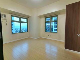 2BR MAGNOLIA RESIDENCES EXECUTIVE FURNISHED UNIT CONDO FOR RENT