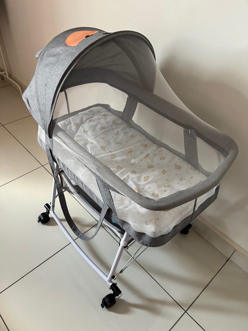 3 in 1 baby crib craddle and cart