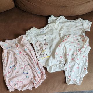 Affordable baby clothes shop