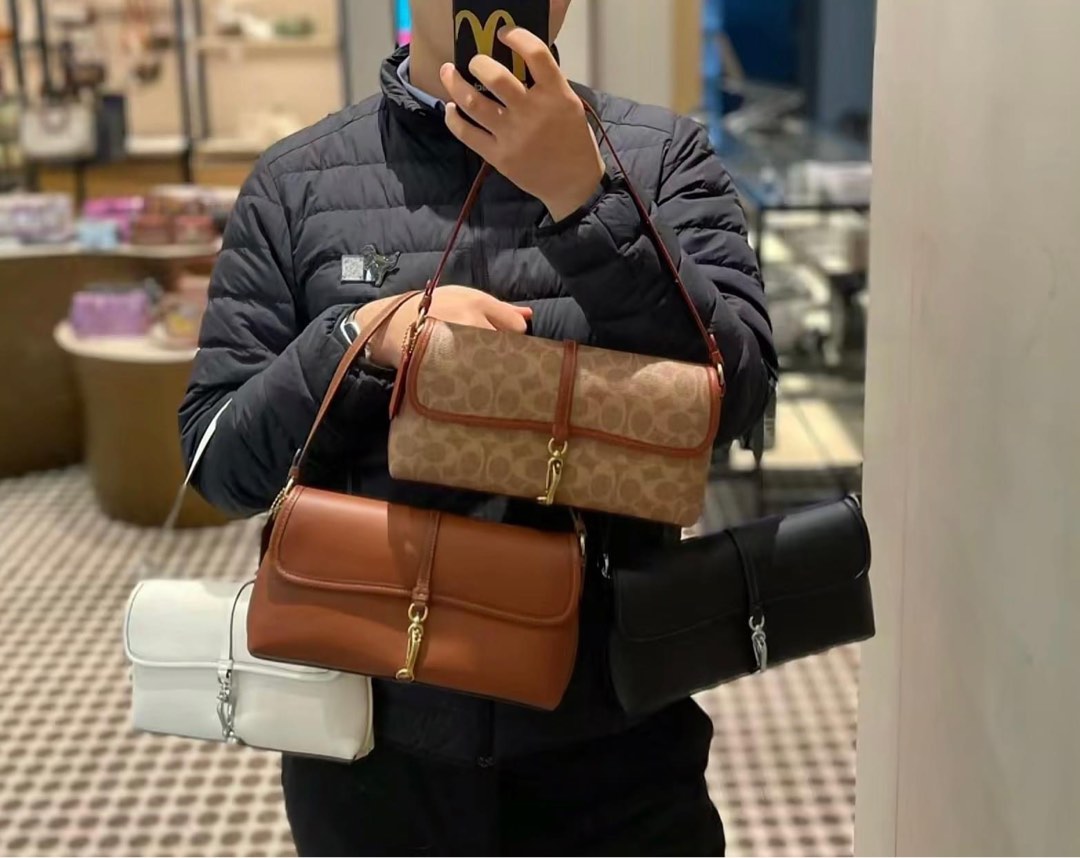 Coach Hamptons Bag Shoulder Luxury Bags Wallets on Carousell