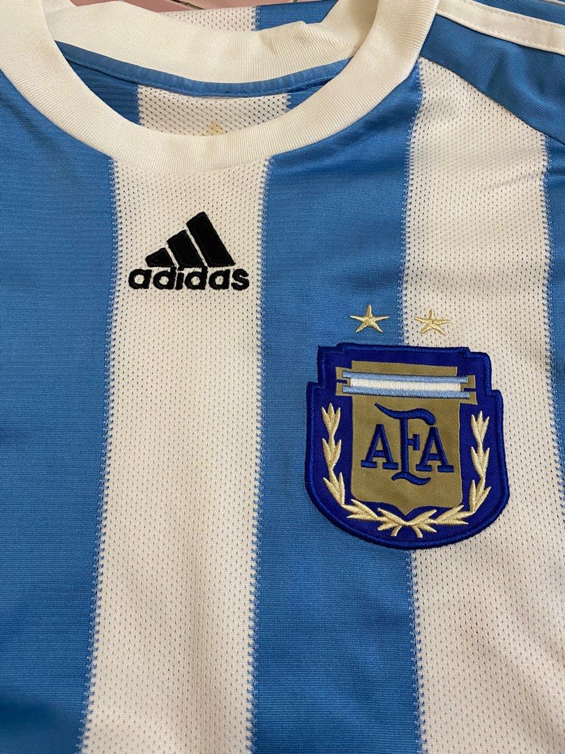 Adidas sales 01800 argentina