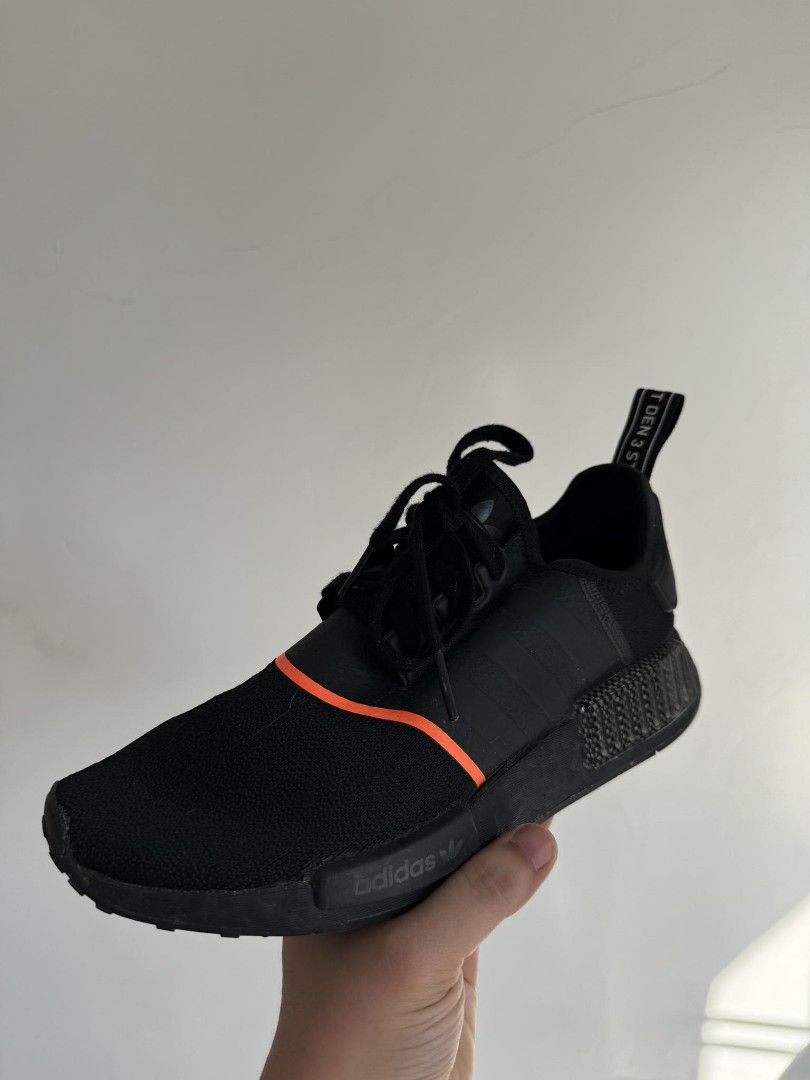 adidas gazelle silver green womens Adidas NMD R1 Core Black / Core Black / Solar Red (EE5085)  Prime