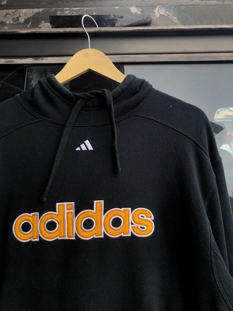 Adidas spell out hoodie store