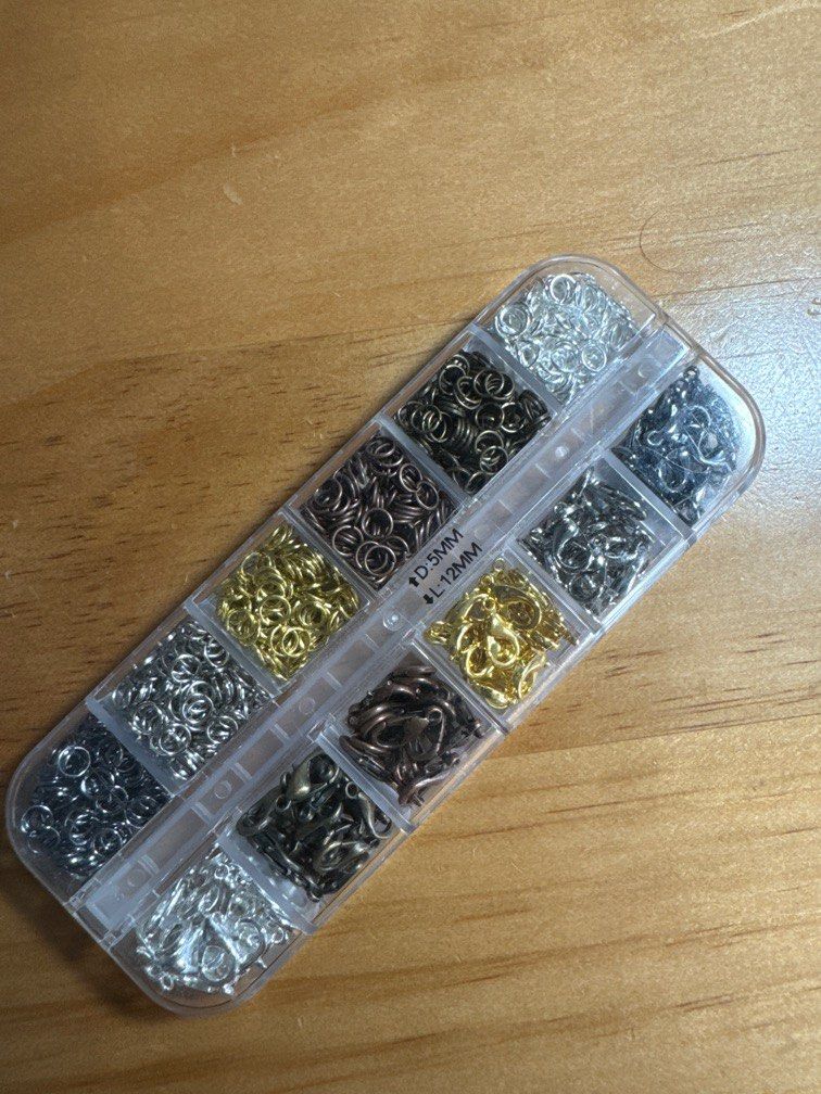 Rectangle clearance jump rings