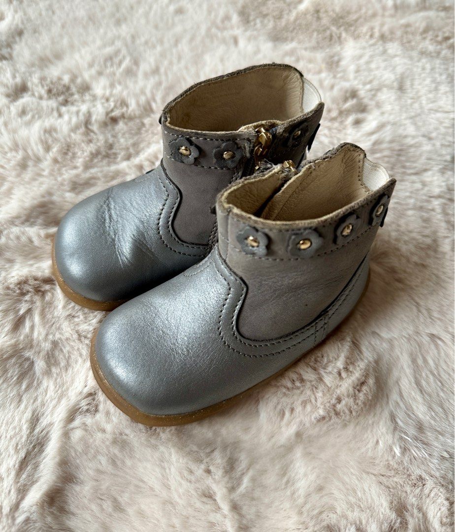 Bobux size 19 sale