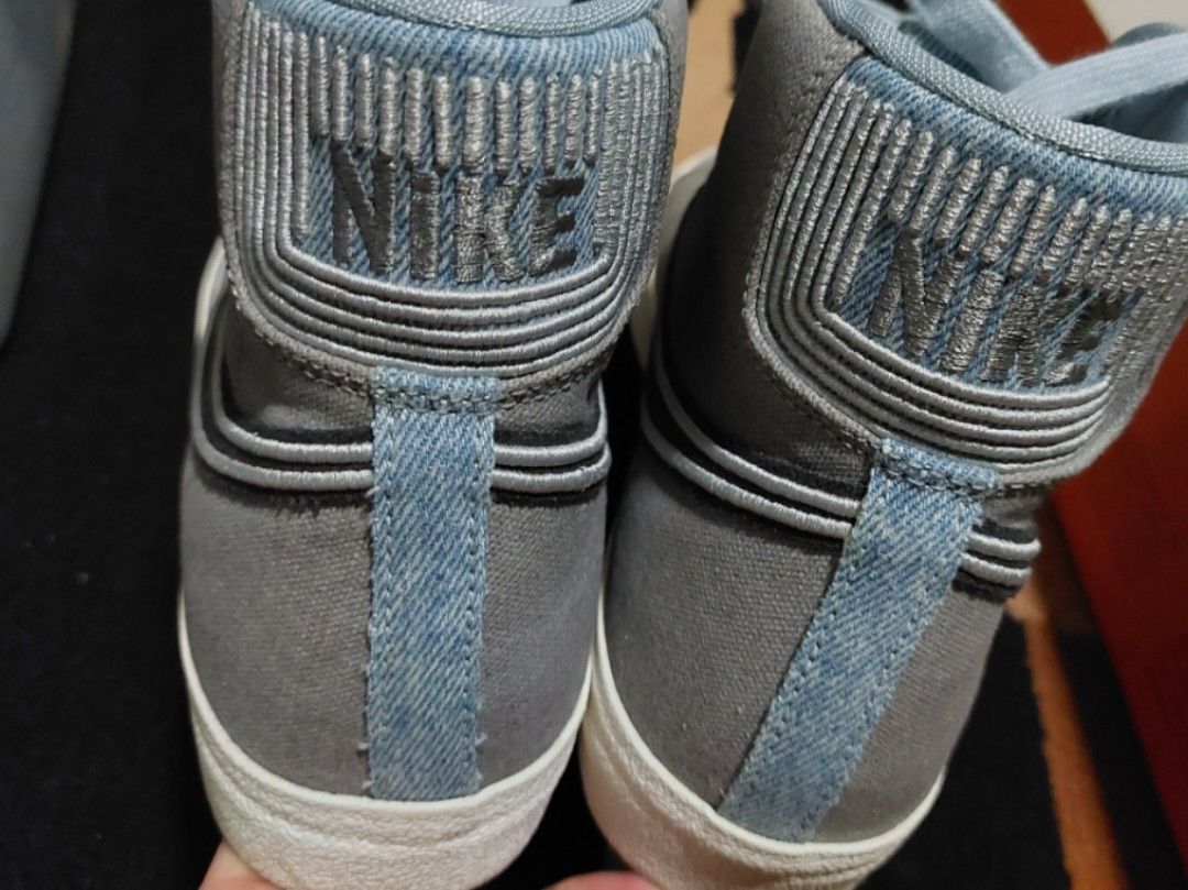 Authentic Nike Blazer mid 77 vintage Men (Category: Sneakers) located in Paranaque City. Submitted by erick_e (Listing ID 1281295326, Image 3). Description: 1 box Authentic Nike Blazer Mid Vintage US 10 28cm Men with box twice used Rfs too many shoes Meet up Sm city bicutan or sm bf homes or Santana grove sucat Can pick up by lala or grab but payment first thru bank Dep bpi or china 0915 727 06 33.