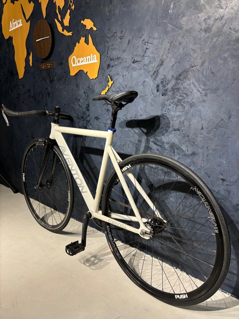 Aventon cordoba white online