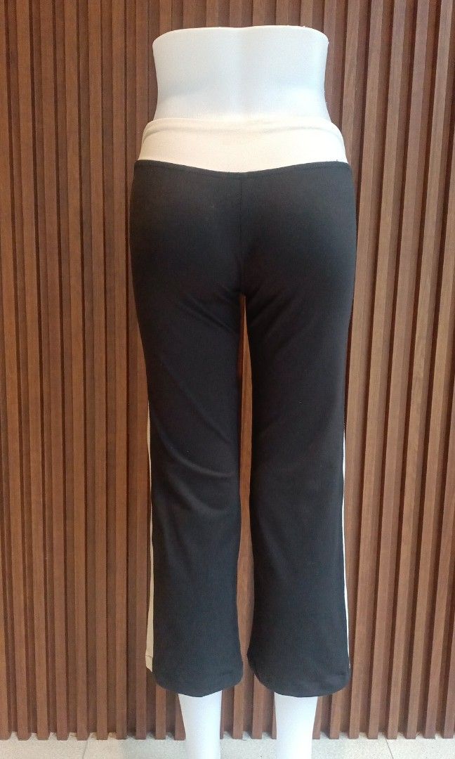 BEBE Sports (US) brand (Category: Activewear) located in Makati City. Submitted by kathedon28 (Listing ID 1281312148, Image 1). Description: Ganda po nito buy 2 to get more discounts can fit M-L Stretchable.