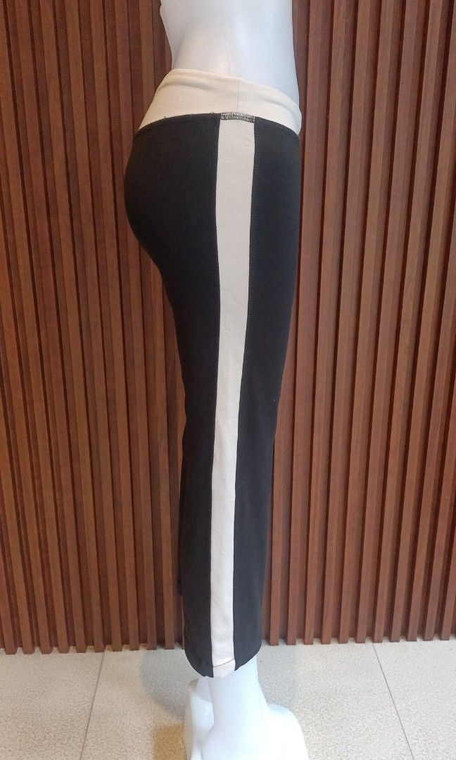 BEBE Sports (US) brand (Category: Activewear) located in Makati City. Submitted by kathedon28 (Listing ID 1281312148, Image 2). Description: Ganda po nito buy 2 to get more discounts can fit M-L Stretchable.