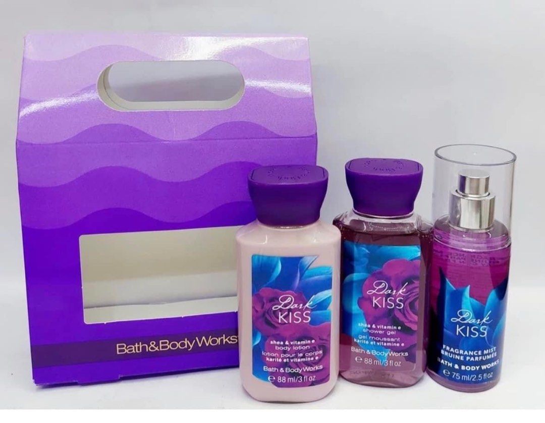 BATH AND BODY WORKS SET (Category: Bath) located in Manila. Submitted by akeikosonestopshop (Listing ID 1281419058, Image 1). Description: WHAT YOU SEE IS WHAT YOU GET DARK KISS YOURE THE ONE 1800 ea orig not fake from hk 💕.