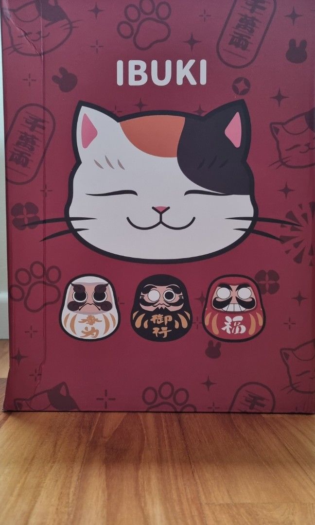[BOX DAMAGE] Sealed Onmyoji Ibuki Fortune Cat Plushie & Darumas