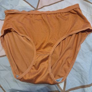 (Category: ) located in . Submitted by dreamingfantasty (Listing ID 1281398675, Image 1). Description: .