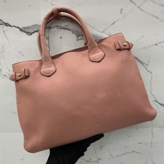 Burberry medium banner clearance sale