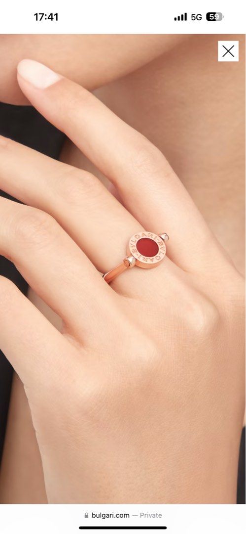 Bvlgari ring on finger outlet
