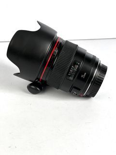 Canon 35mm 1.4 L lens ultrasonic sharp prime lens