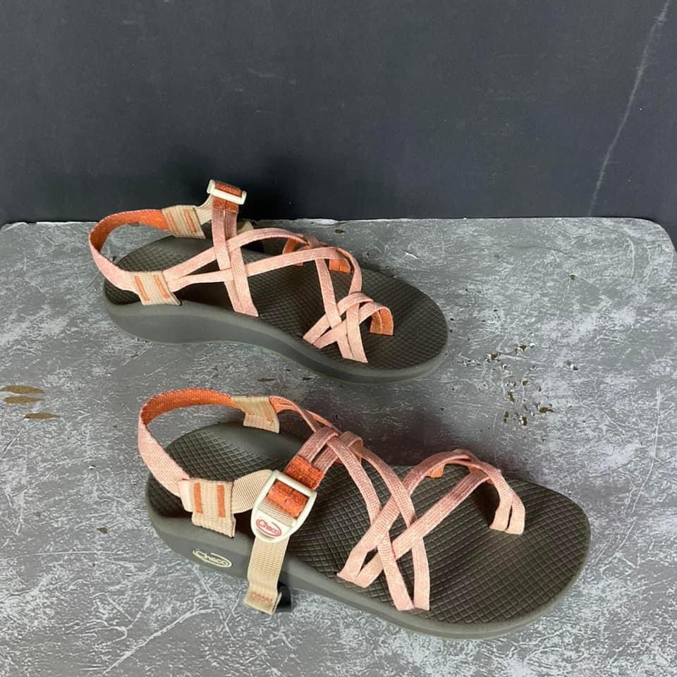Chacos clearance rose gold