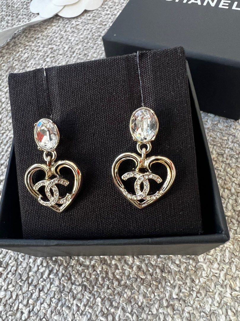 Chanel 23C Cc Heart Dangling Earrings Crystals LGHW