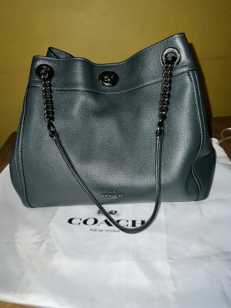 Coach edie outlet turnlock grey