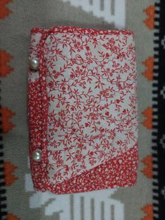 Cosmetic / Toiletry Pouch / Bag