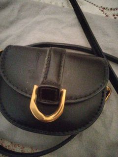 (Category: ) located in . Submitted by yayadeena (Listing ID 1281320162, Image 1). Description: .