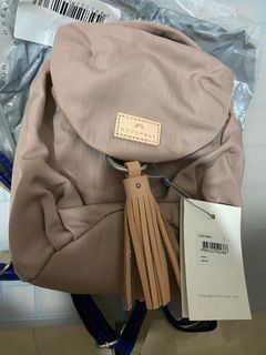 （分類：）位於 。 由 kkaypy 提交（商品編號 1281263870，圖片 1）。簡介： 。