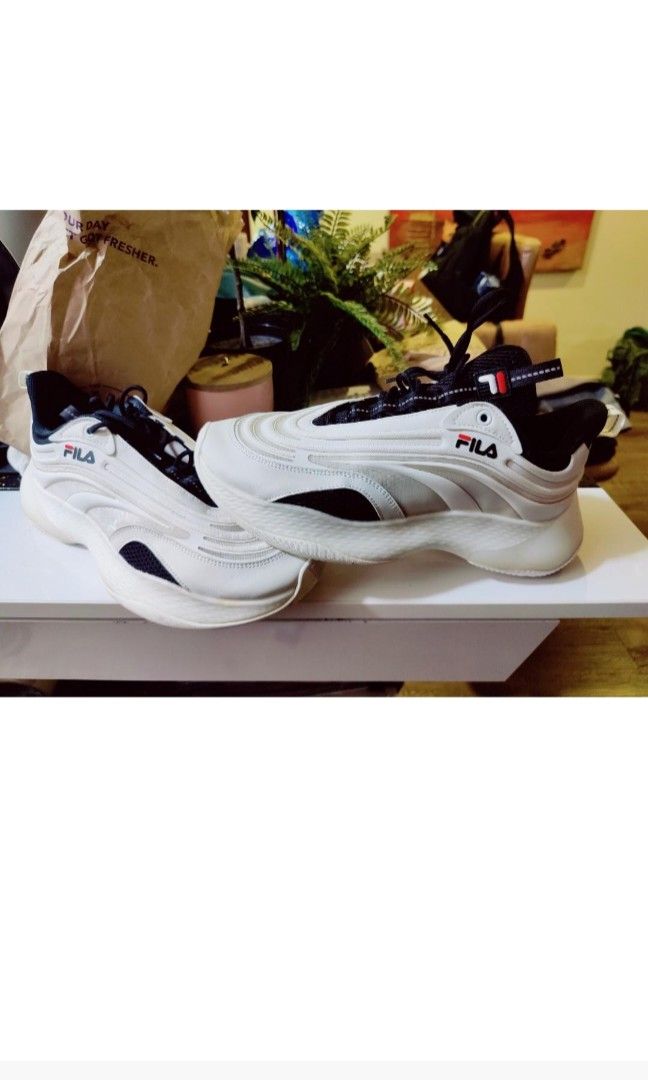 White fila shoes top mens