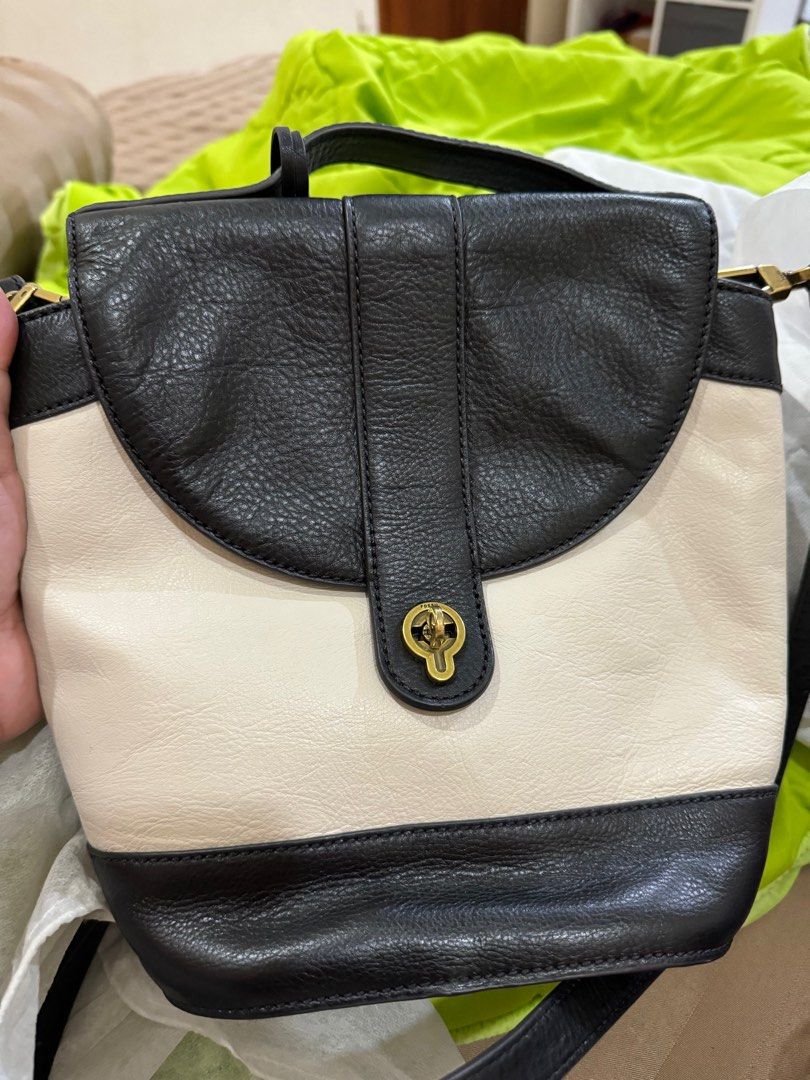 Fossil clara crossbody online