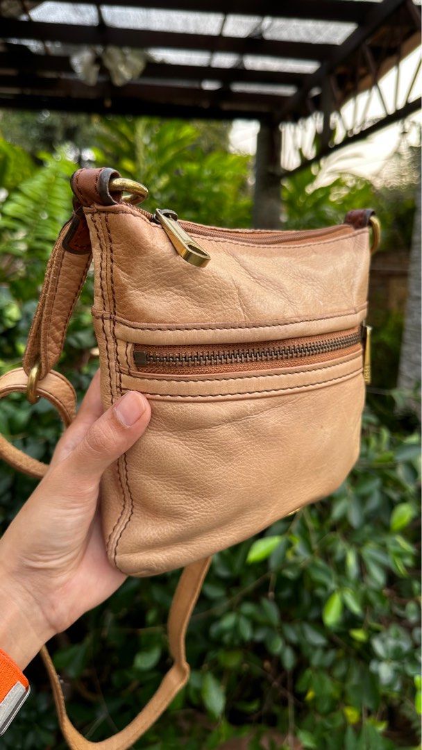 Fossil voyager shop small crossbody