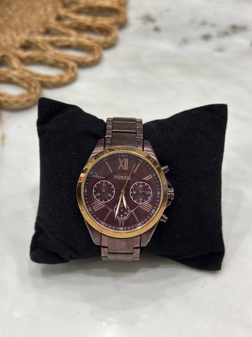 Fossil watch (Category: Women's Watches) located in Quezon City. Submitted by rospormida (Listing ID 1281340258, Image 1). Description: No extra links Wrist size : 15cm Battery careof buyer.