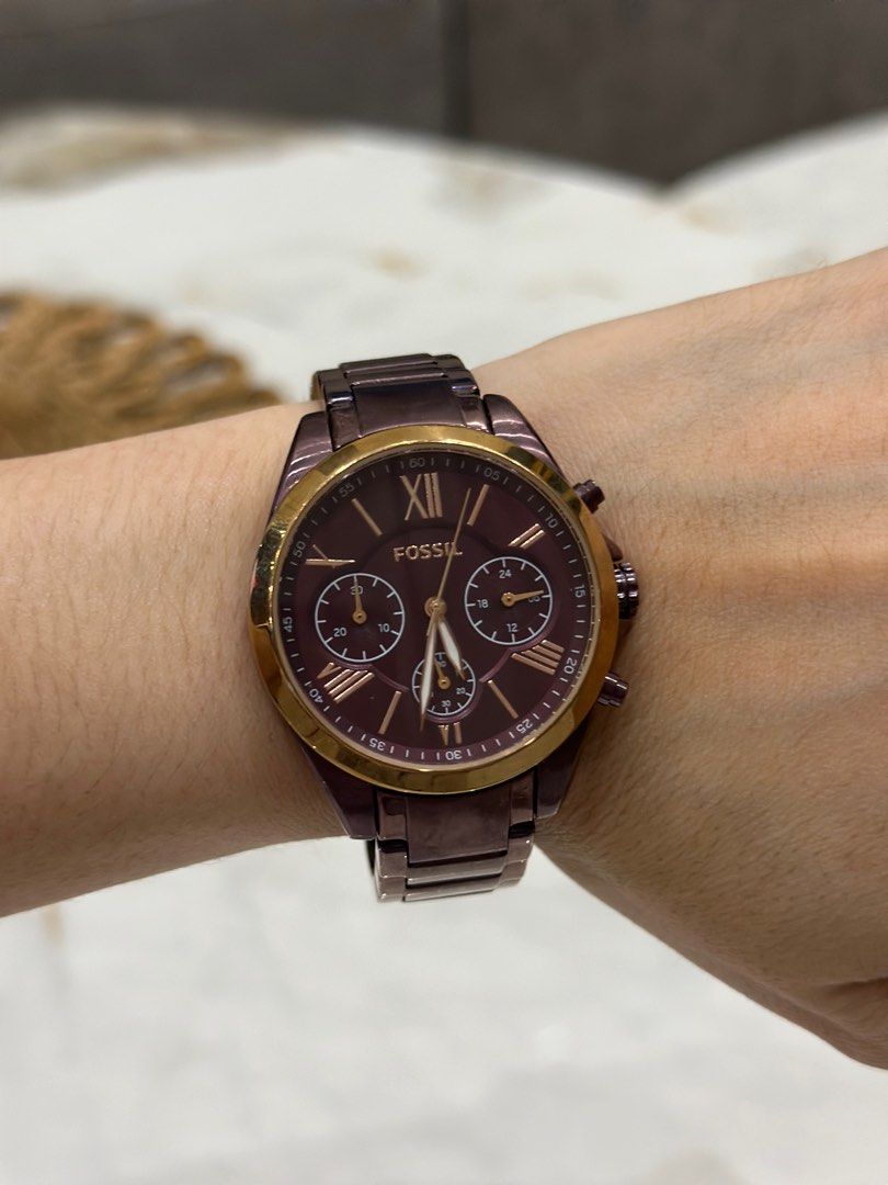 Fossil watch (Category: Women's Watches) located in Quezon City. Submitted by rospormida (Listing ID 1281340258, Image 3). Description: No extra links Wrist size : 15cm Battery careof buyer.