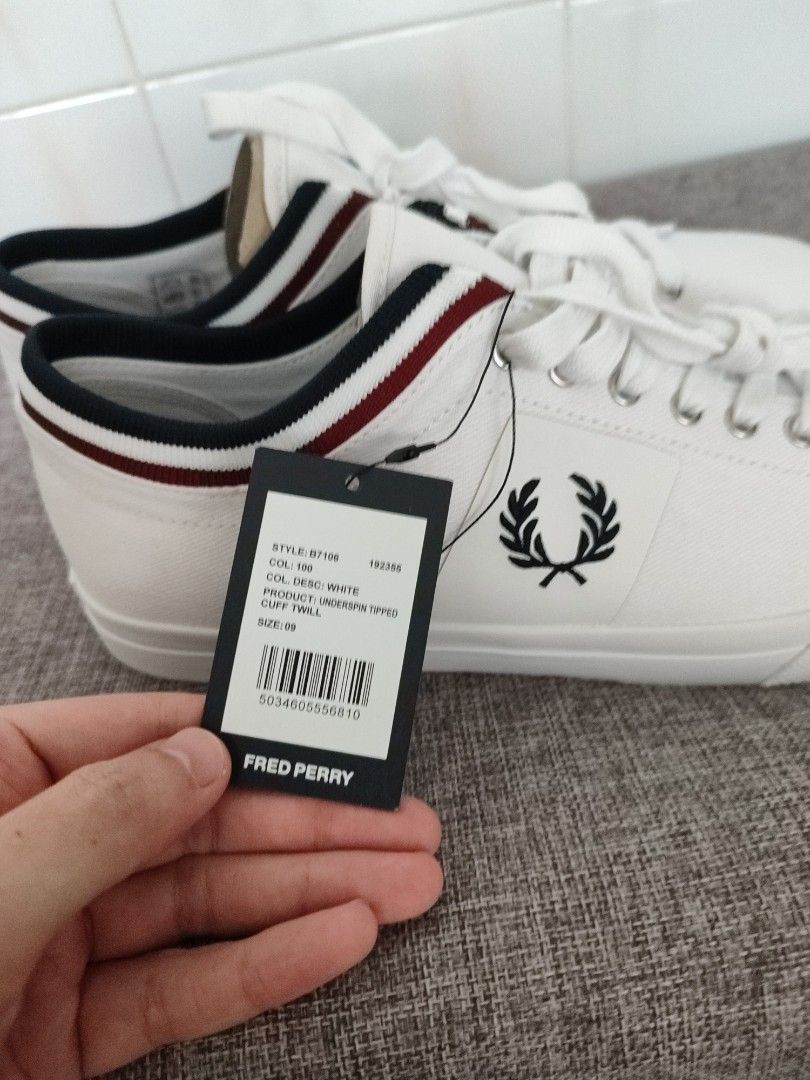 Fred Perry Underspin Tipped Cuff Twill canvas shoes