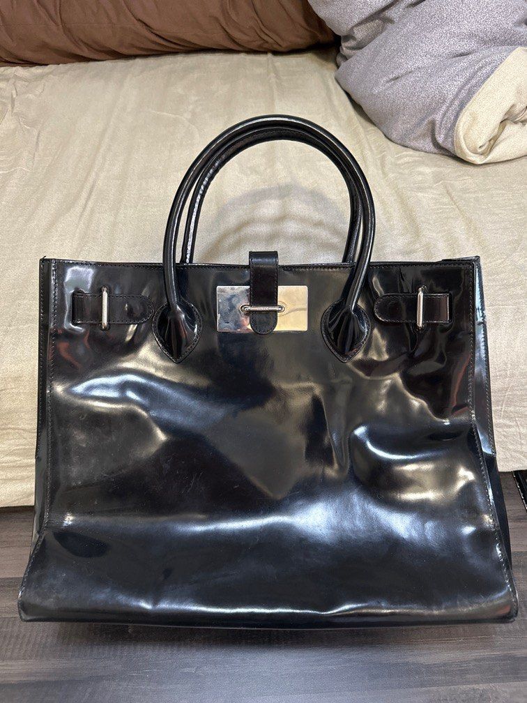 Furla patent shop leather bag