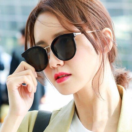 Gentle Monster Merlynn 01 Sunglass, Women's Fashion, Watches