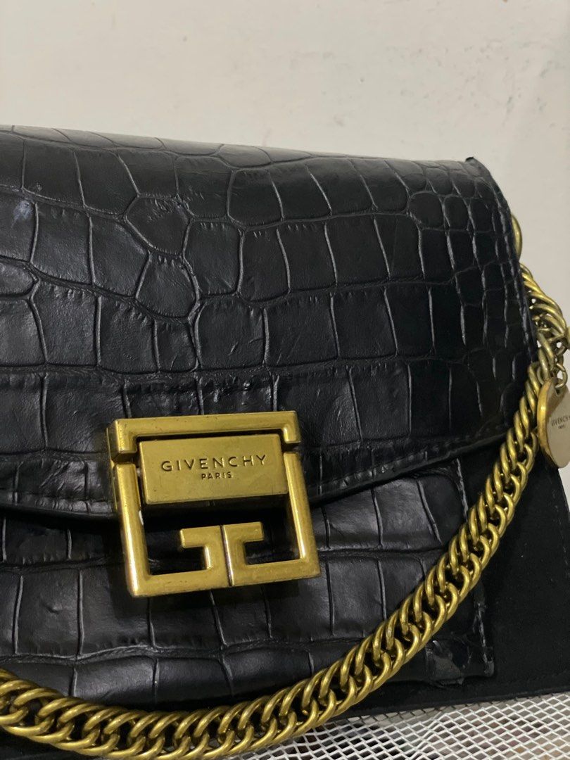 Givenchy gv3 bag hotsell review