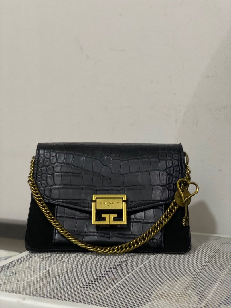 Givenchy GV3 Flap Bag Women s Fashion Bags Wallets Shoulder