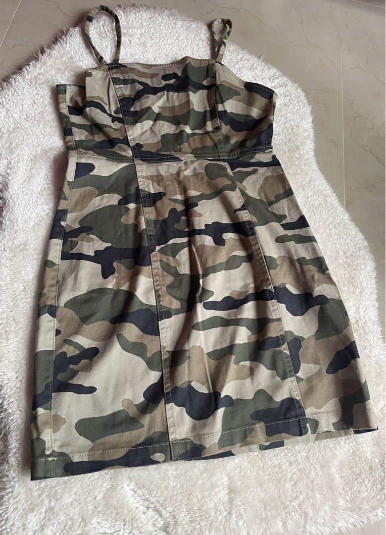 H and discount m camo