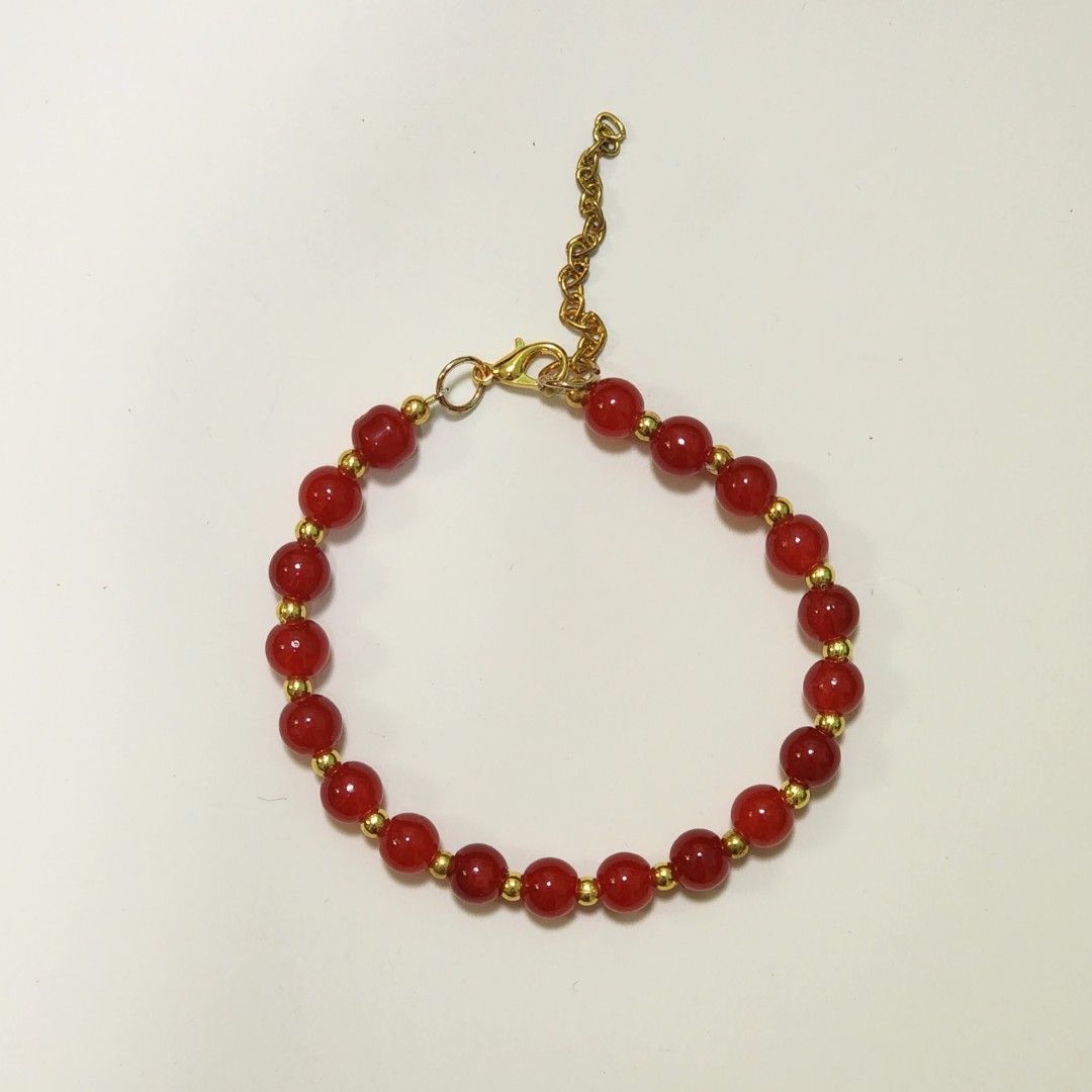 Red bracelet discount