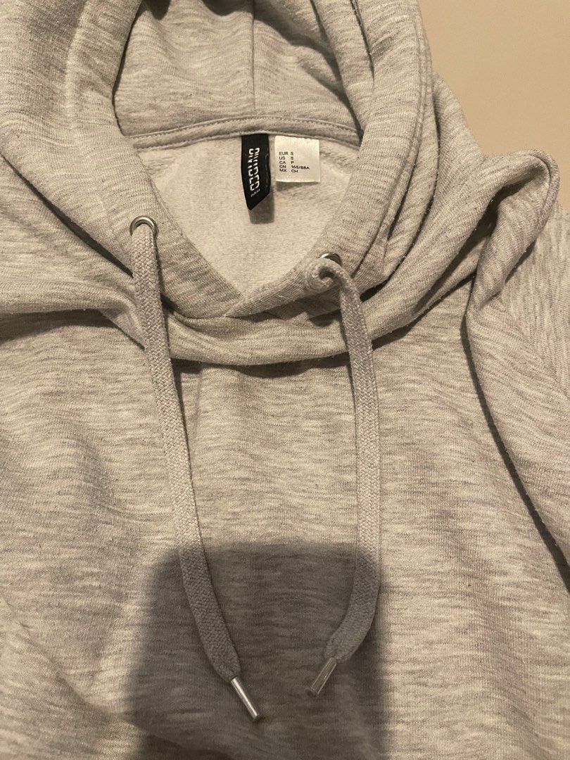 H M grey cropped hoodie with floral design Women s Fashion Coats