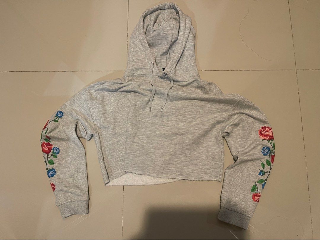 H&m grey cropped sales hoodie
