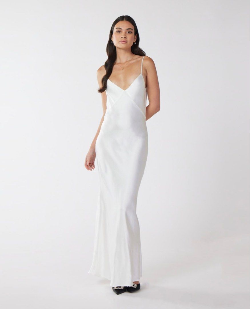 White maxi outlet slip