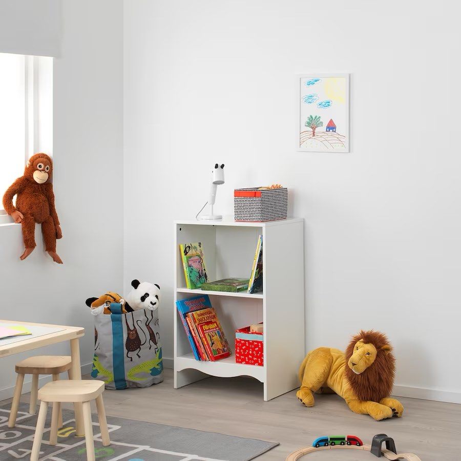 Changing table on sale bookshelf