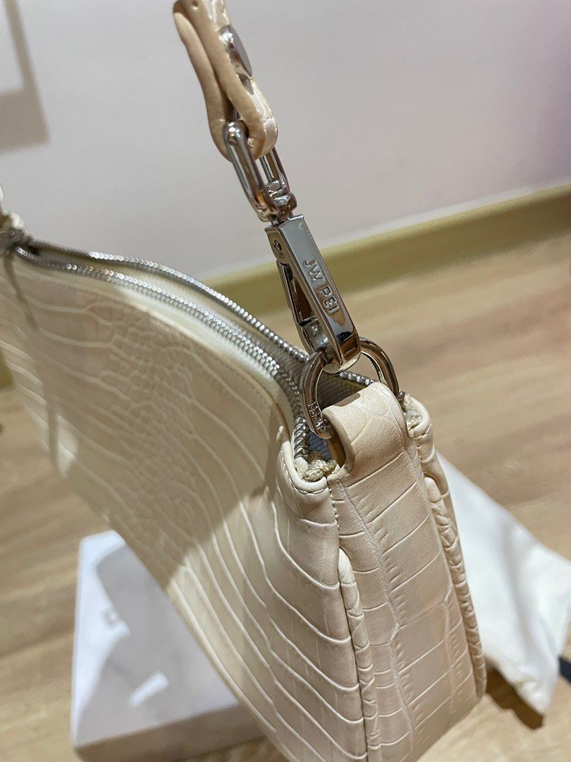 Ivory croc shoulder bag clearance