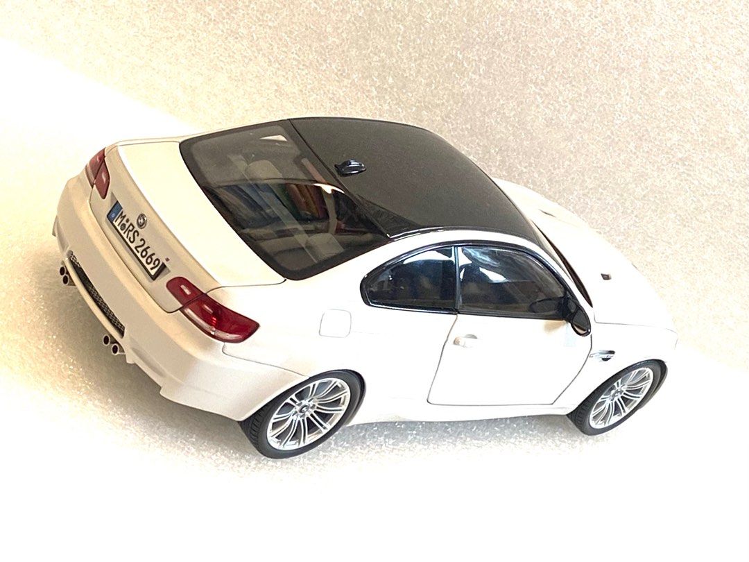 Kyosho 1/18 BMW M3 全新京商寶馬M3 E92 white Autoart otto IG model 