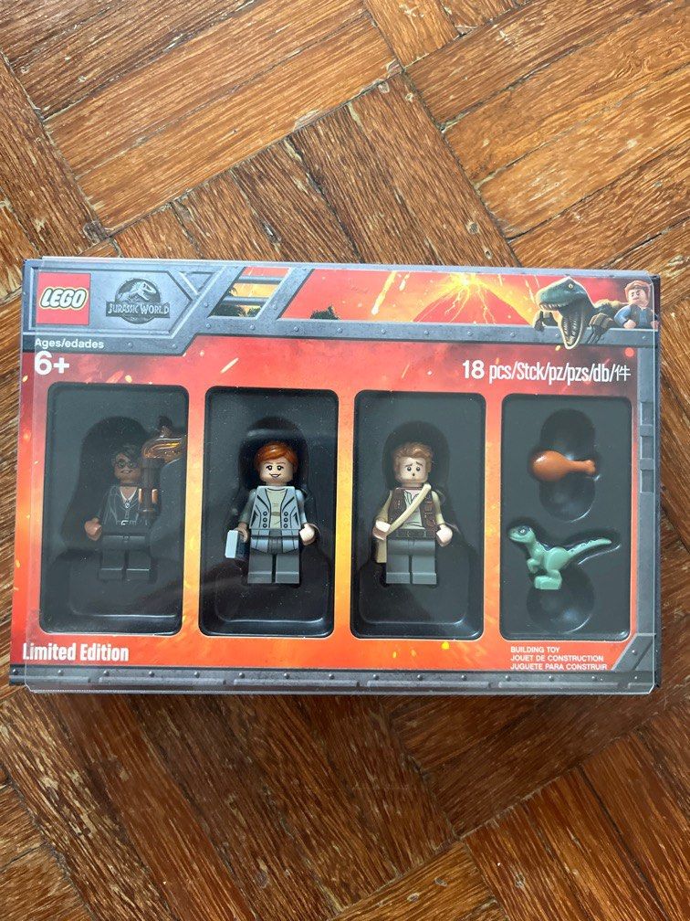 Lego jurassic world limited discount edition minifigures